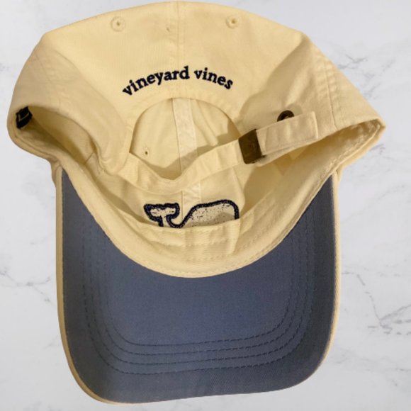 Vineyard Vines Hat Khaki with Blue whale - Picture 2 of 2